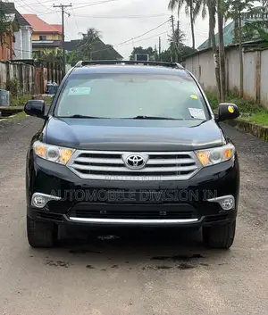 Toyota Highlander Limited 3.5l 4WD 2013 Black
