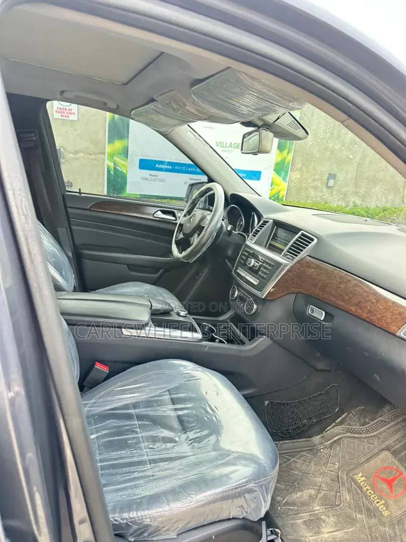 Mercedes-Benz M Class ML 350 4Matic 2012 Gray