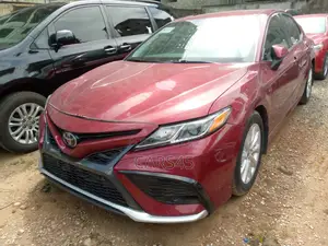 Toyota Camry 2018 Red