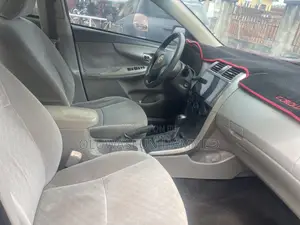 Toyota Corolla 2009 Gray