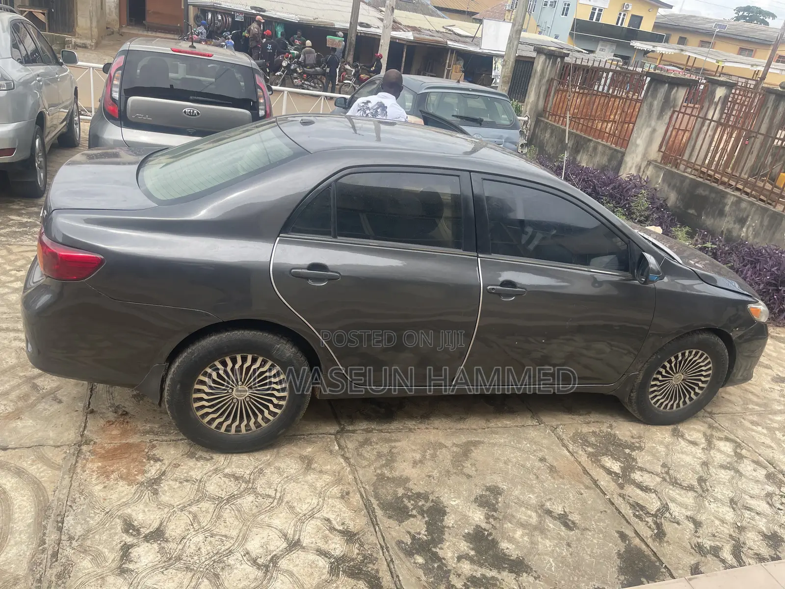 Toyota Corolla 2009 Gray