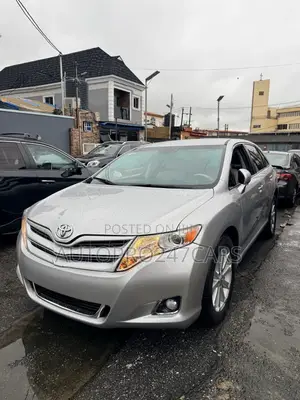 Toyota Venza LE 2009 Silver