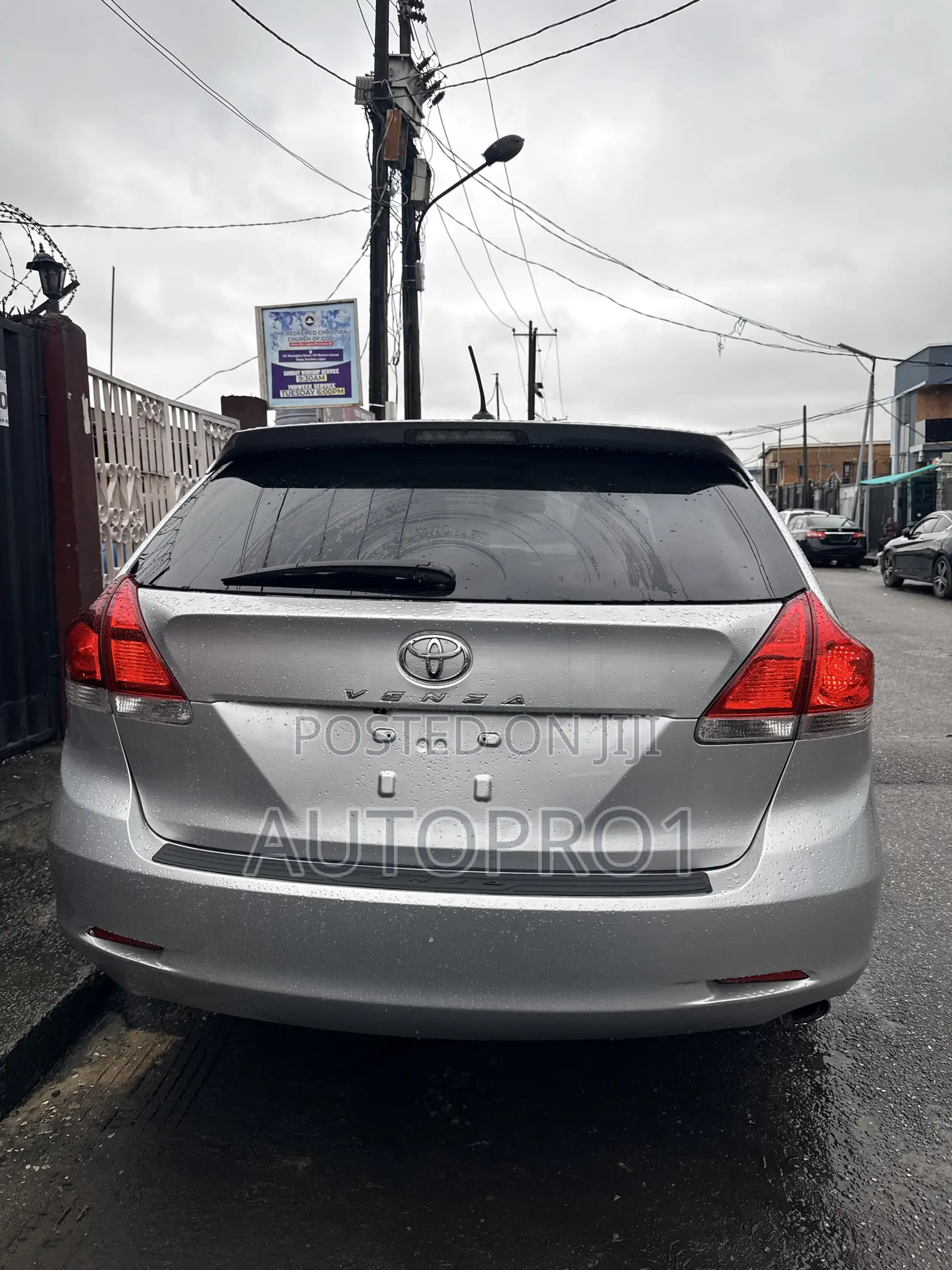 Toyota Venza LE 2009 Silver