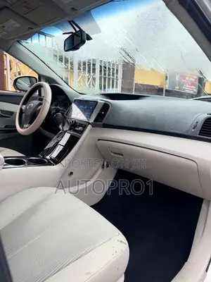 Toyota Venza LE 2009 Silver