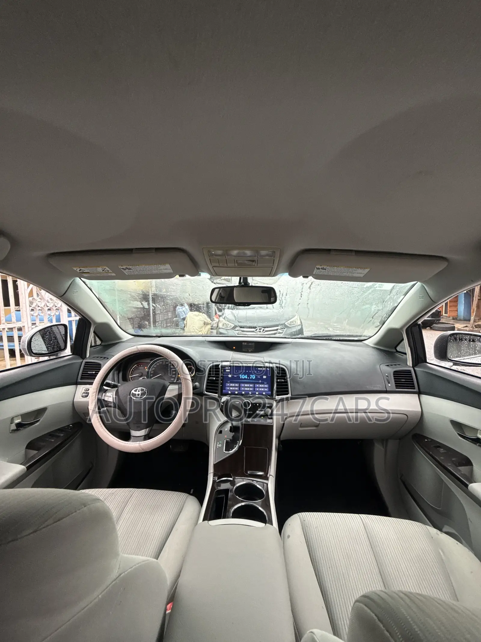Toyota Venza LE 2009 Silver
