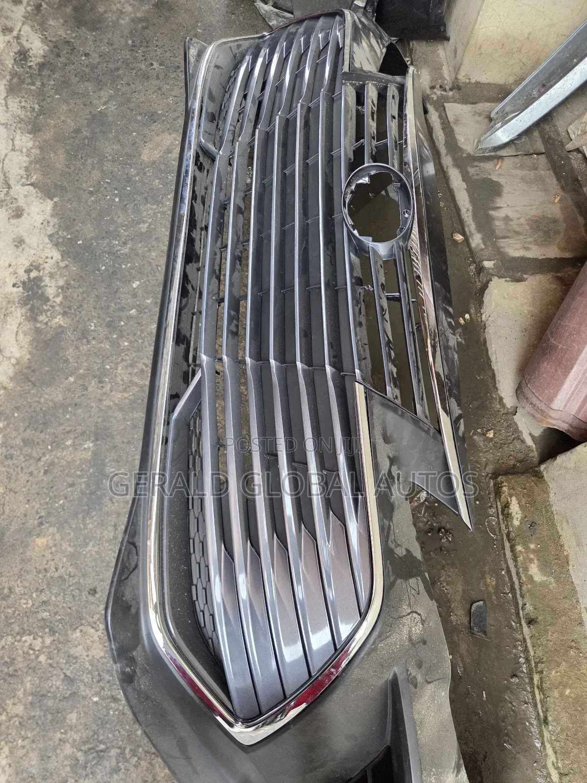 Front Bumper Avalon 2019 XLE