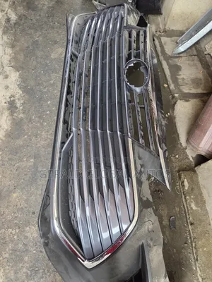 Front Bumper Avalon 2019 XLE