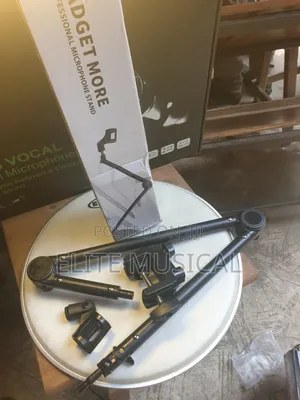 Gadget More Microphone Stand