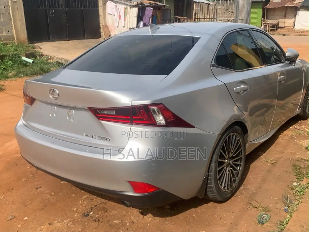 Lexus IS 2015 Silver