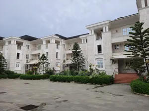 4bdrm Duplex in Maitama for rent