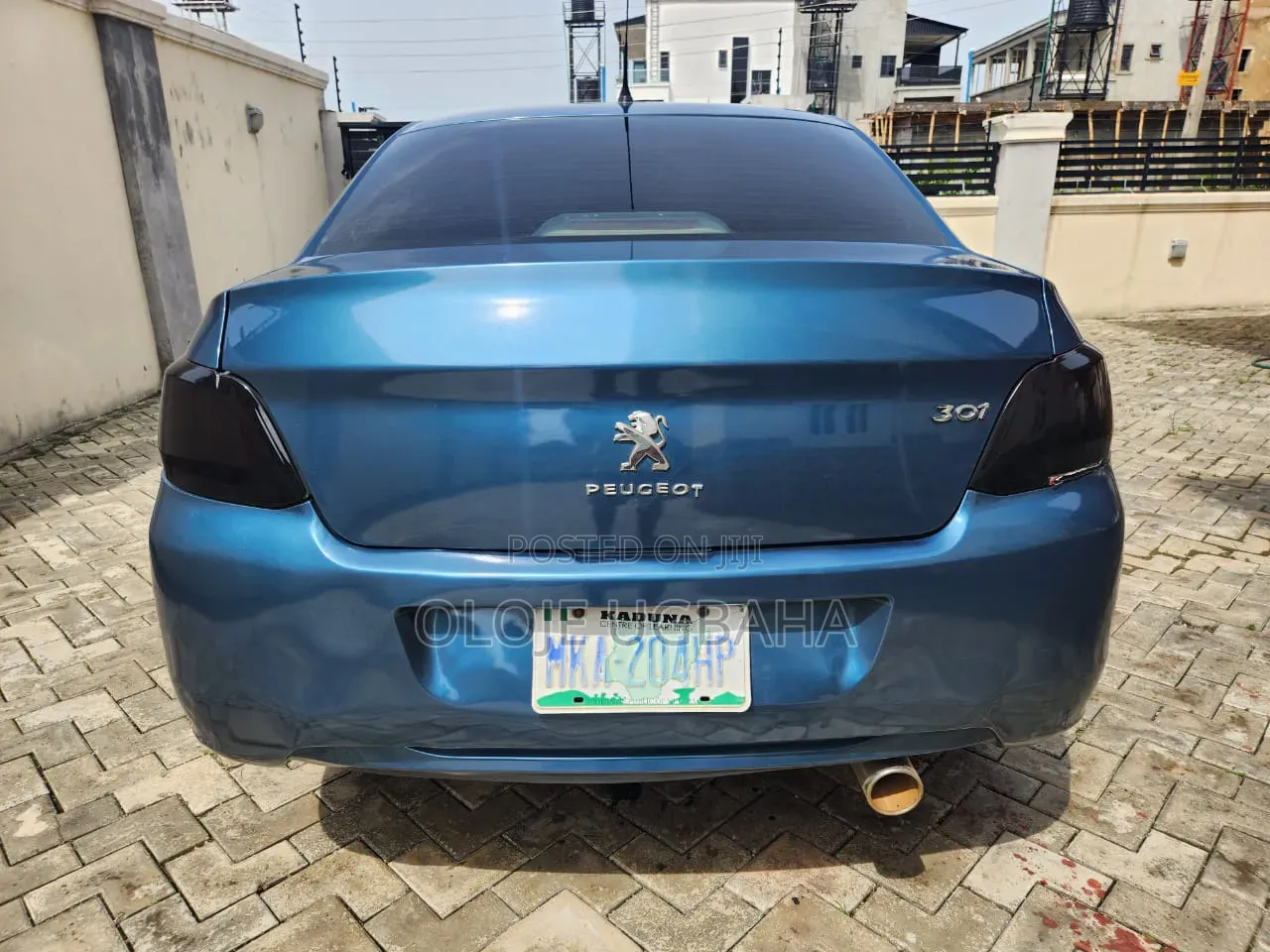 Peugeot 301 2013 Blue