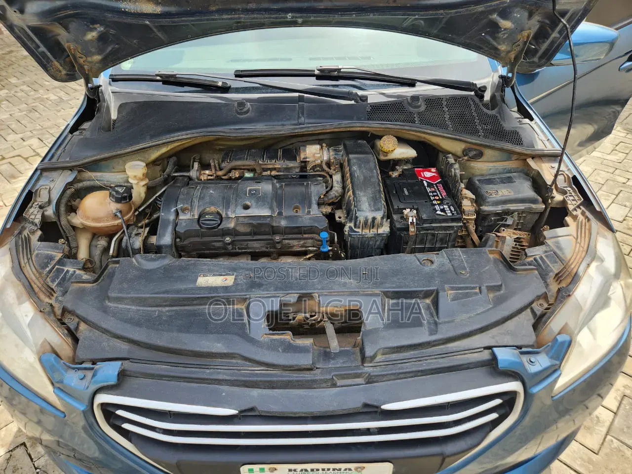Peugeot 301 2013 Blue