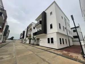 5bdrm Duplex in Kado for sale