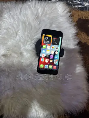 Apple iPhone 7 32 GB Black