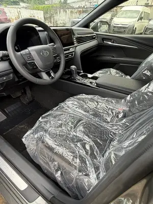 New Toyota Camry XLE AWD 2026 Gray