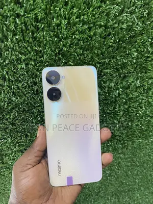Realme V30 128 GB Silver