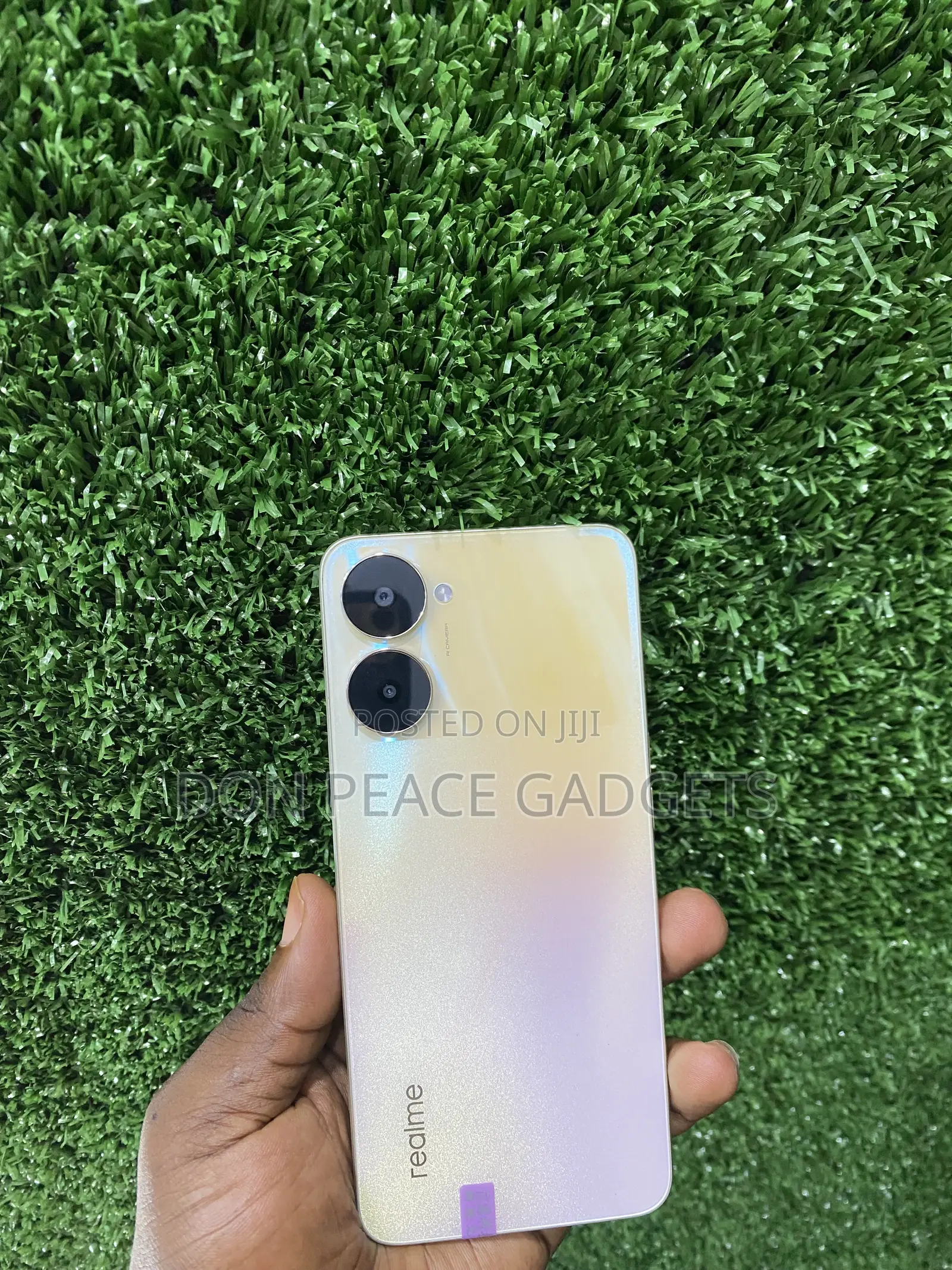 Realme V30 128 GB Silver