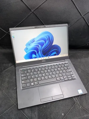 Laptop Dell Latitude 7390 8GB Intel Core i7 SSD 256GB