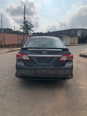 Toyota Corolla 2012 Gray