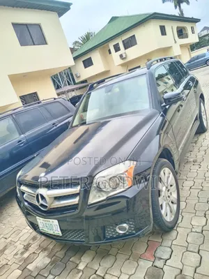Mercedes-Benz GLK-Class 2011 Ivory