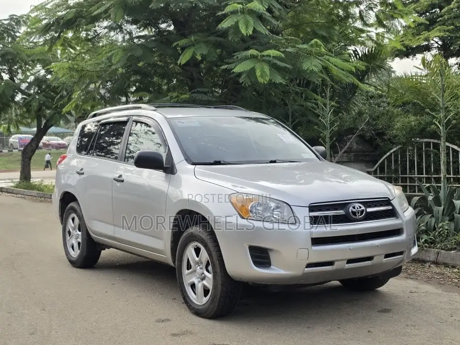 Toyota RAV4 2.5 2012 Silver