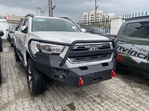 Toyota Tacoma TRD Off Road 2017 White
