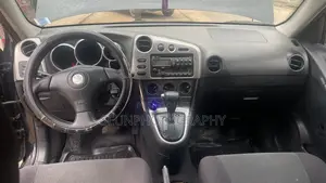 Toyota Matrix Standard FWD (1.8L 4cyl 5M) 2004 Black