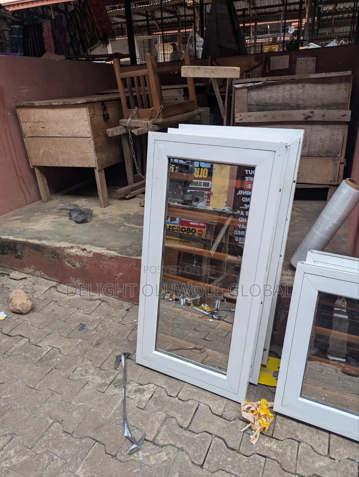 Aluminum Window With Burglary