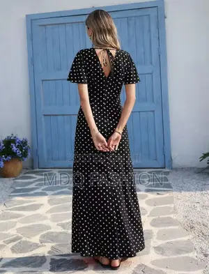 Polka Dot v-Neck Maxi Dress