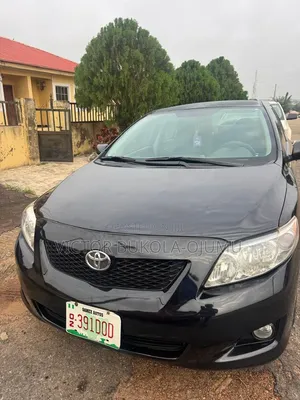 Toyota Corolla 2010 Black