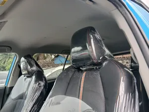 Toyota RAV4 2019 Blue