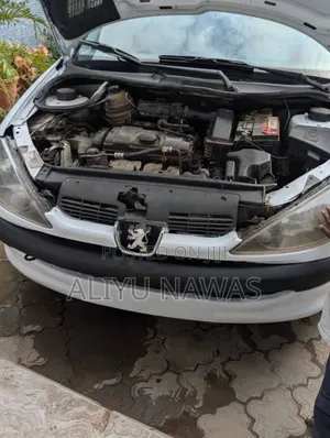 Peugeot 206 2006 Off white