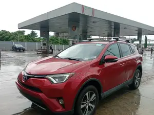 Toyota RAV4 2016 Red