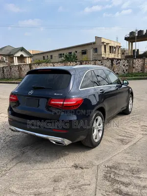 Mercedes-Benz GLC-Class 2017 Blue
