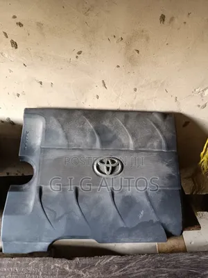 Engine Cover Toyota Sienna 2012