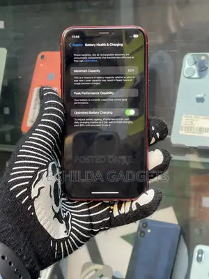 Apple iPhone XR 64 GB Red