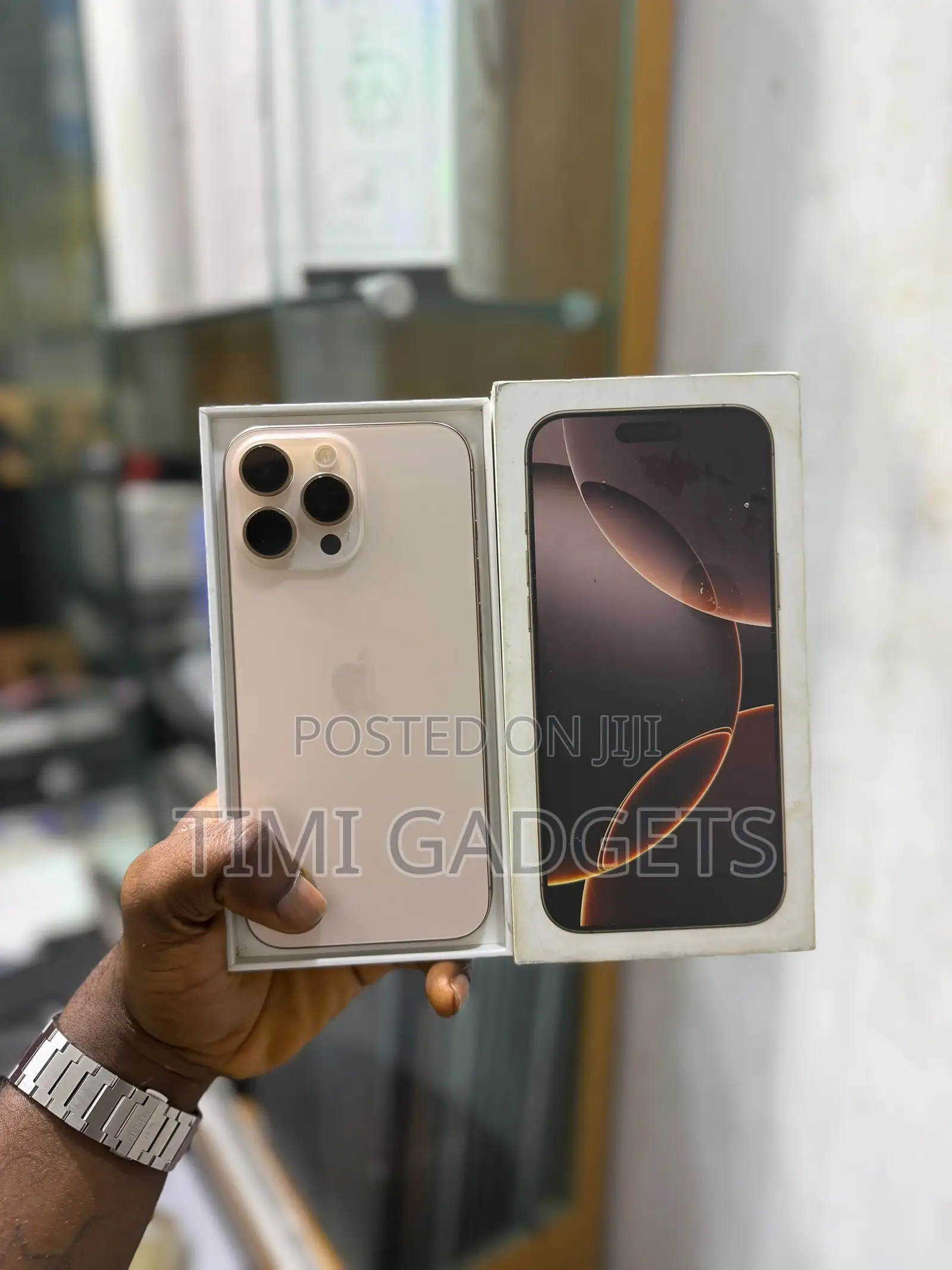 Apple iPhone 16 Pro Max 256 GB Gold