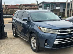 Toyota Highlander 2016 Blue