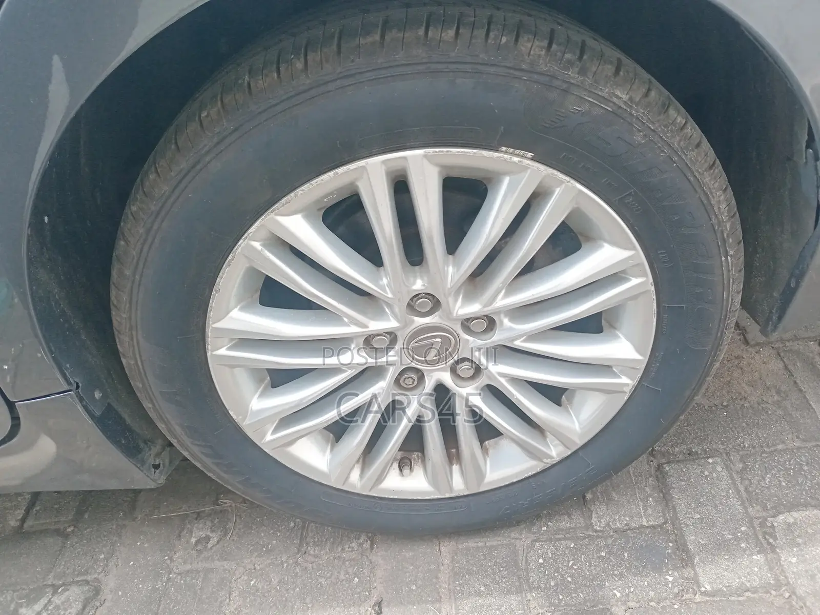 Lexus ES 2013 Gray
