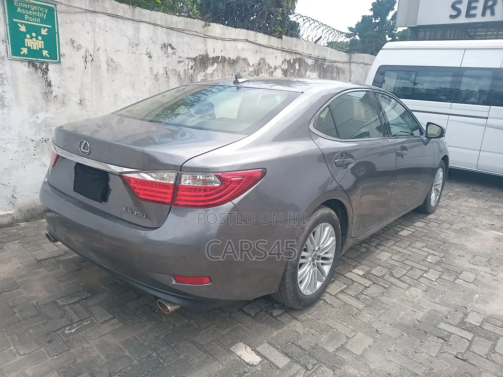 Lexus ES 2013 Gray