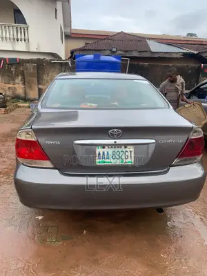 Toyota Camry 2006 Gold