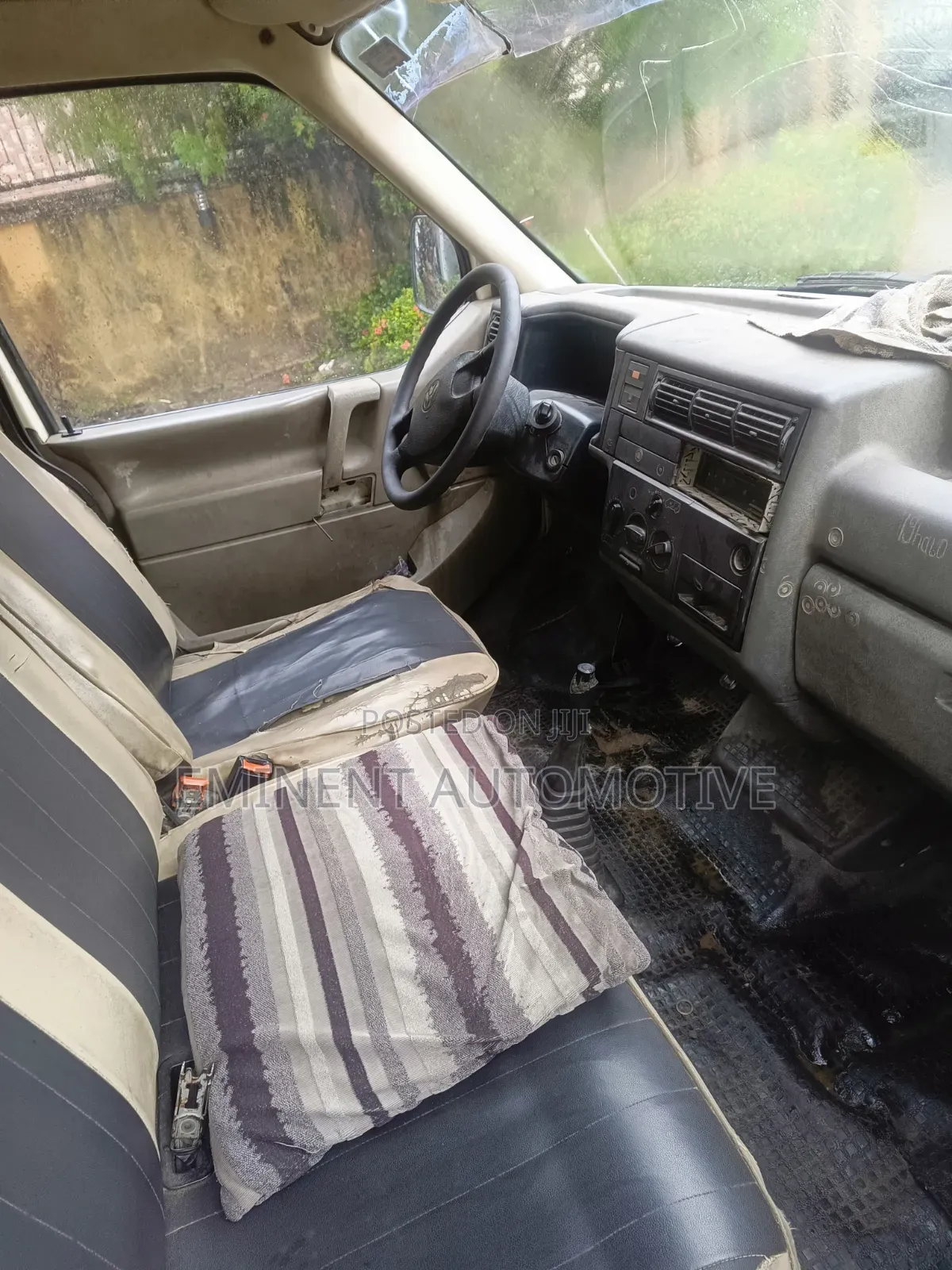 Volkswagen Transporter 2001 White