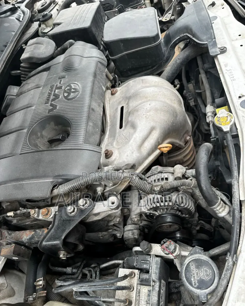 Toyota Camry 2010 Silver