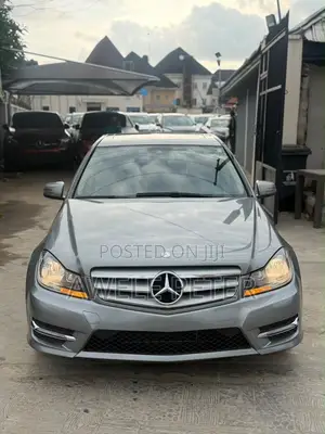 Mercedes-Benz C300 2013 Silver
