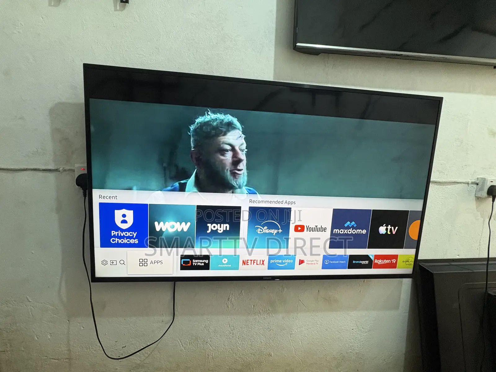 Samsung 55” UHD SMART