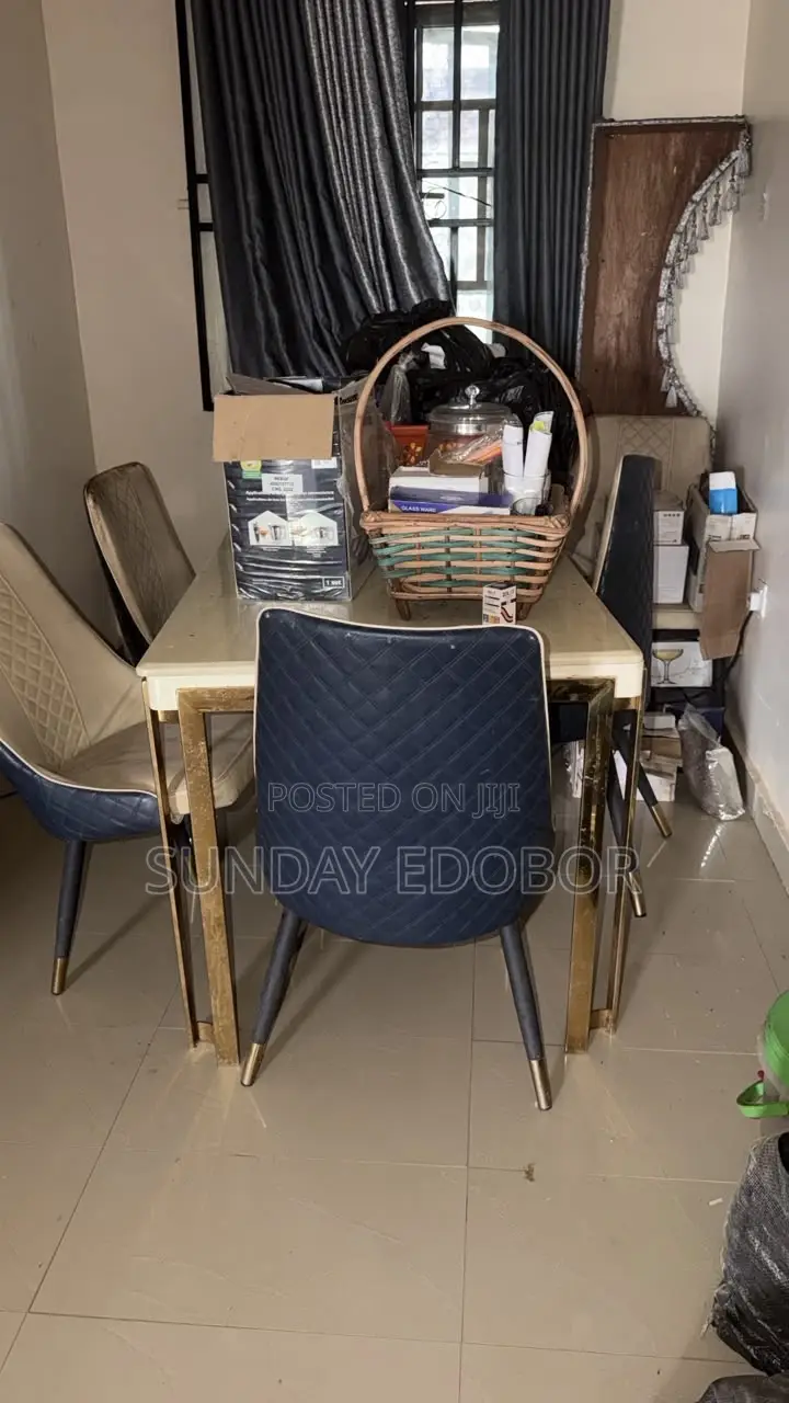 Dinning Table and Chairs