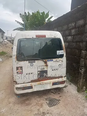Daihatsu Hijet 2012 Silver
