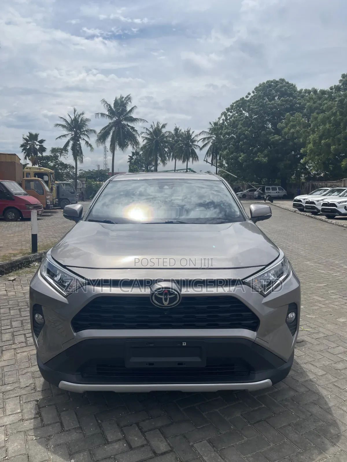 Toyota RAV4 2021 Gray