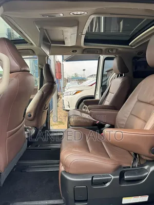 Toyota Sienna 2018 White