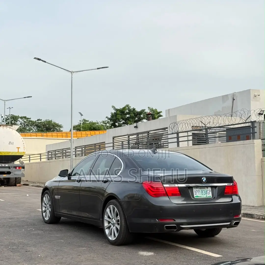 BMW 7 Series 730Li 2009 Black